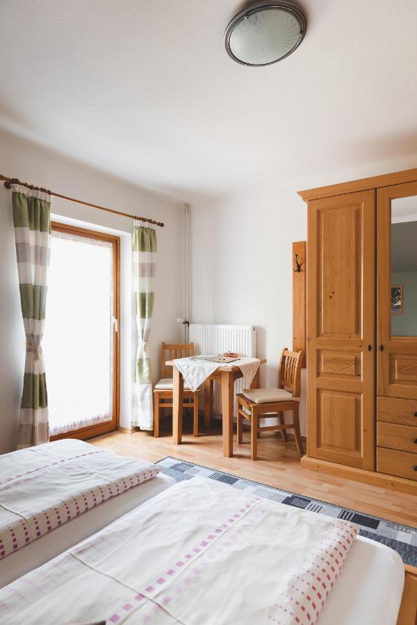 Weingut Peter Grill Bed & Breakfast Leutschach Exterior photo